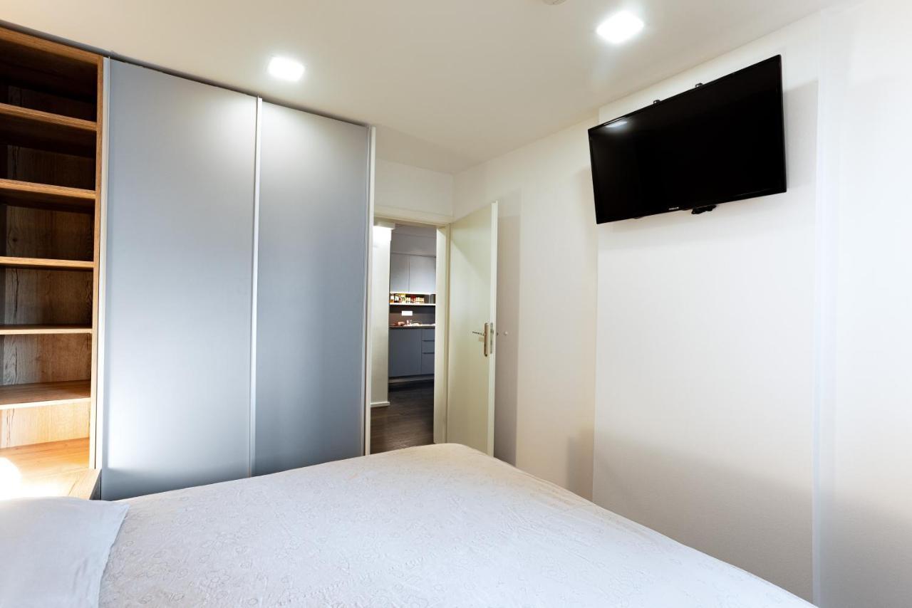 Elegant 1-Bedroom Apartment Near Hill Forest Любляна Экстерьер фото